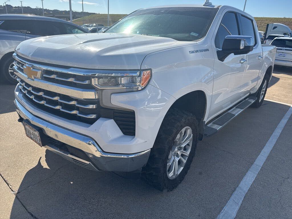 2022 Chevrolet Silverado 1500 LTZ Crew Cab 4WD
