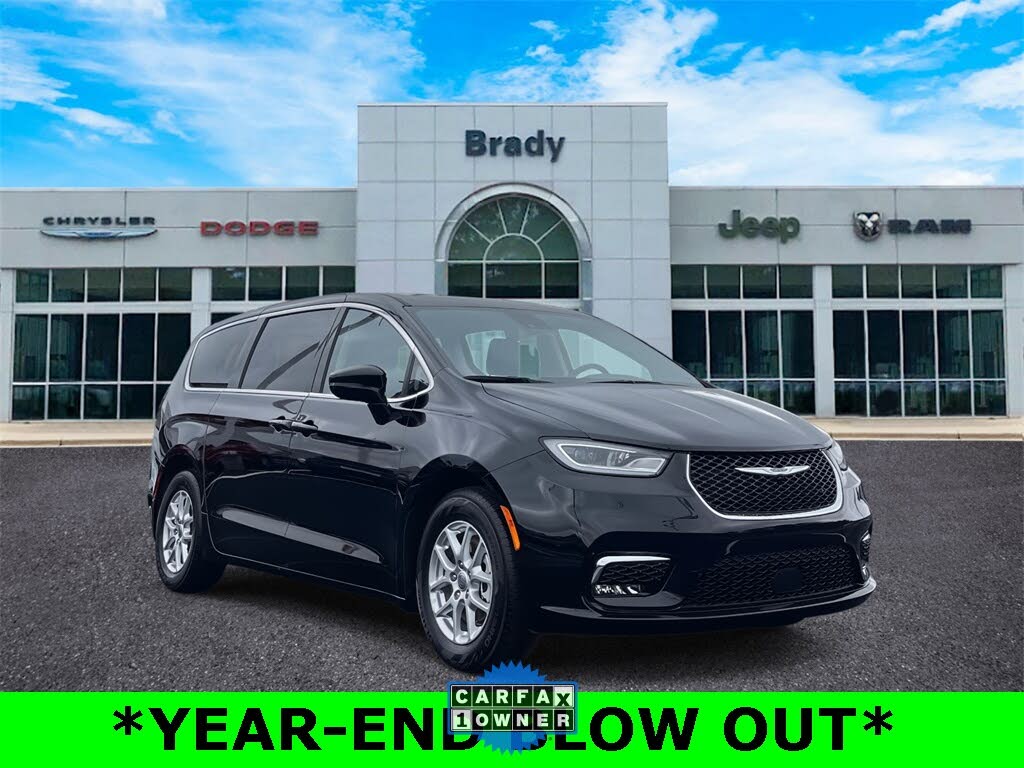 2024 Chrysler Pacifica Touring L FWD