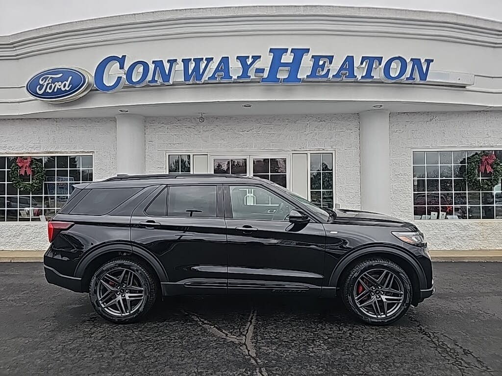 2026 Ford Explorer ST-Line AWD