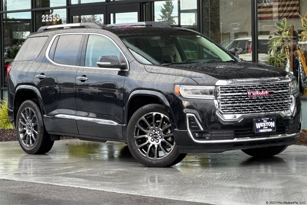 2023 GMC Acadia Denali AWD