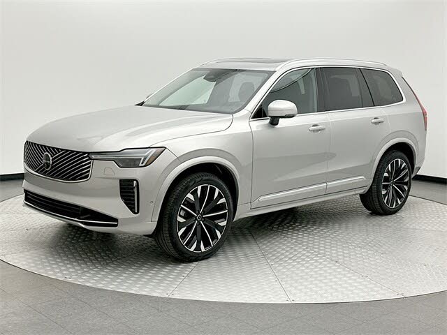 2025 Volvo XC90 B6 Plus Bright Theme 7-Passenger AWD