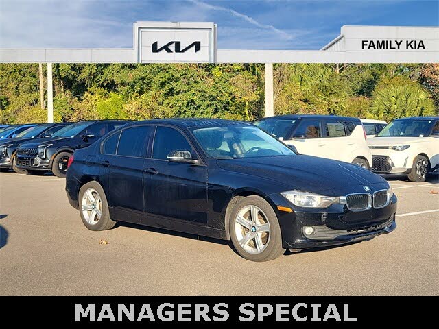 2014 BMW 3 Series 320i Sedan RWD