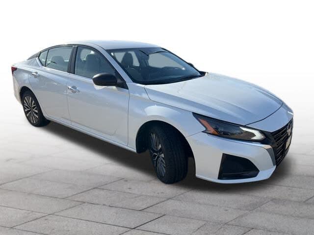 2024 Nissan Altima 2.5 SV AWD