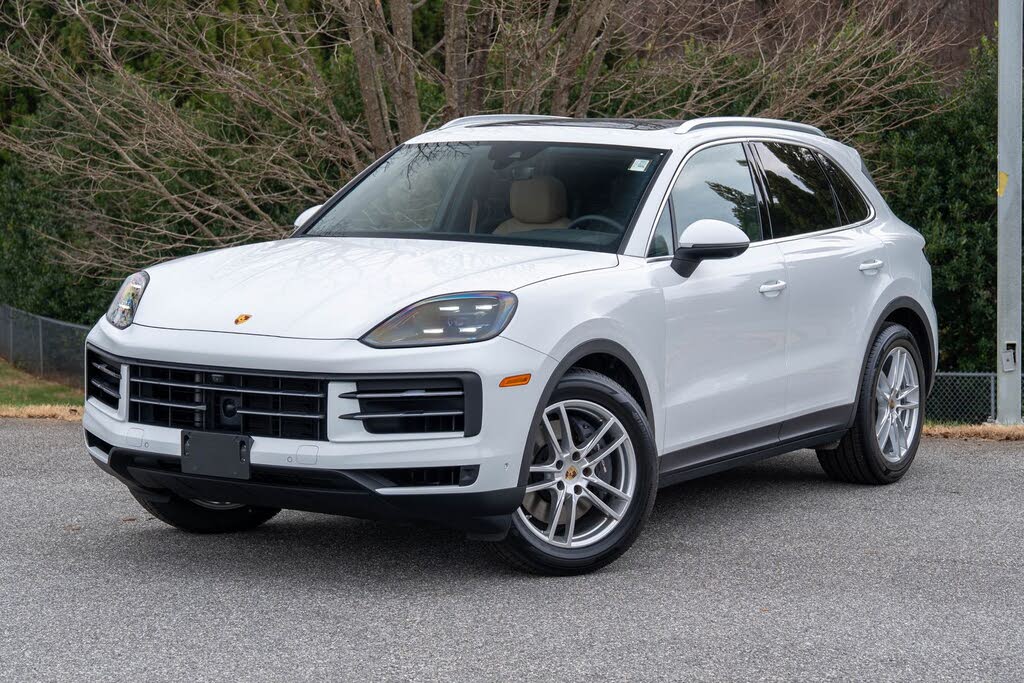 2024 Porsche Cayenne AWD