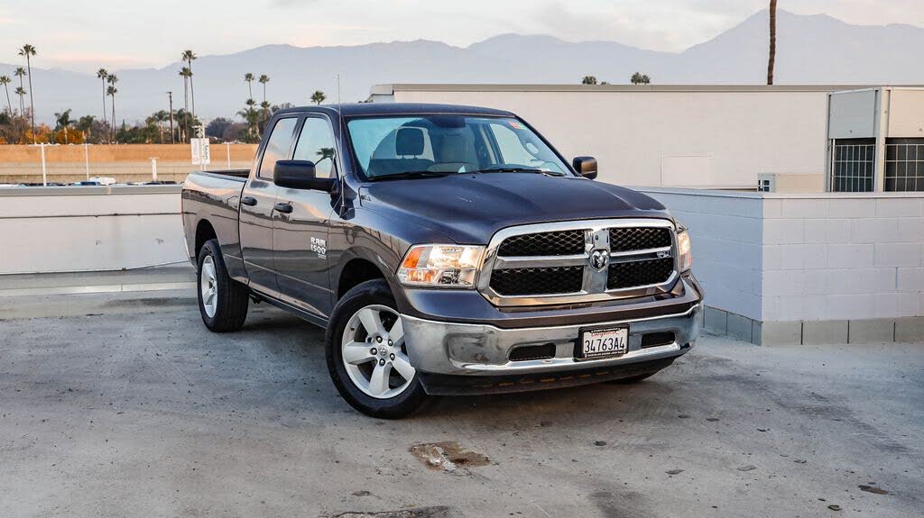 2024 RAM 1500 Classic SLT Quad Cab 4WD