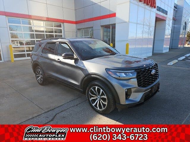 2025 Ford Explorer ST-Line AWD
