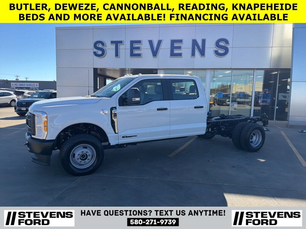 2026 Ford F-350 Super Duty Chassis XL Crew Cab DRW 4WD