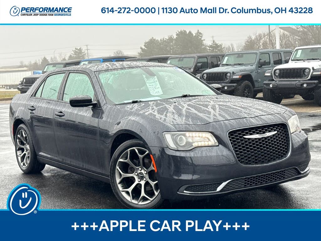 2018 Chrysler 300 Touring RWD