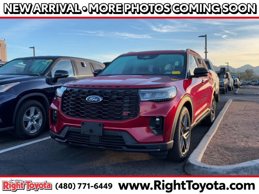 2025 Ford Explorer ST AWD