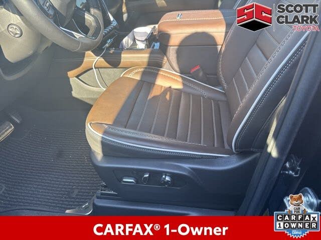 2025 GMC Yukon Denali Ultimate 4WD