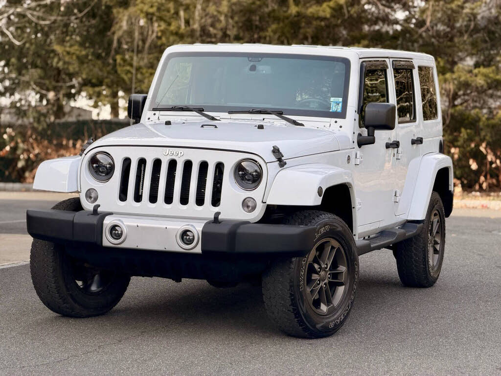 2014 Jeep Wrangler Unlimited Sahara 4WD
