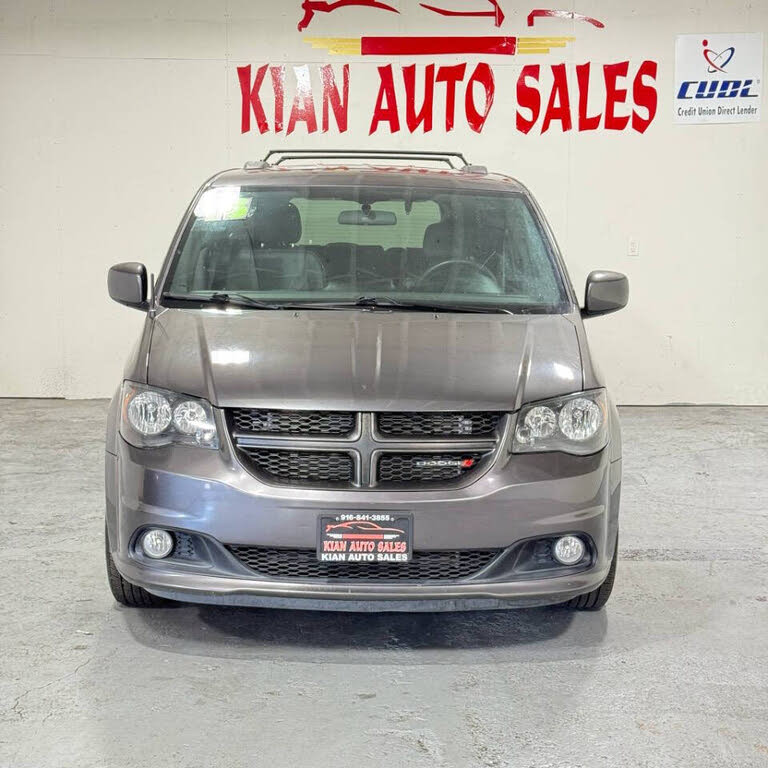 2016 Dodge Grand Caravan R/T FWD