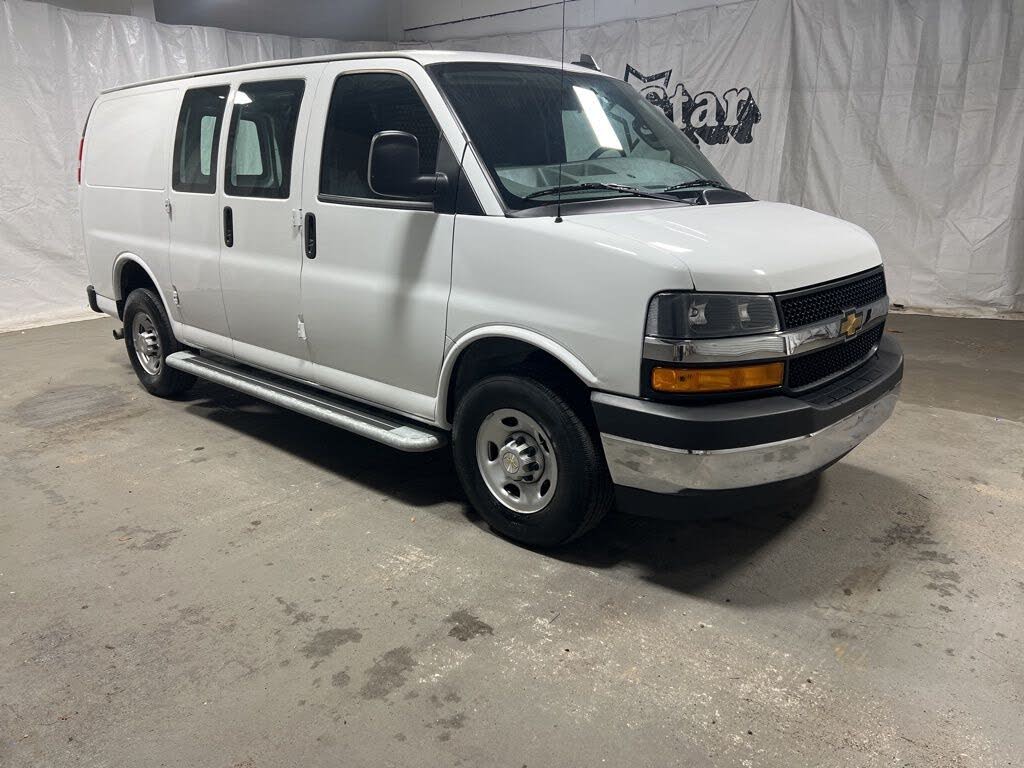 2024 Chevrolet Express Cargo 2500 RWD
