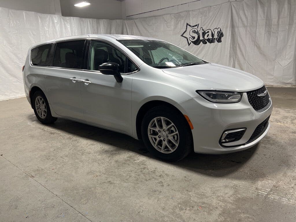 2024 Chrysler Pacifica Touring L FWD