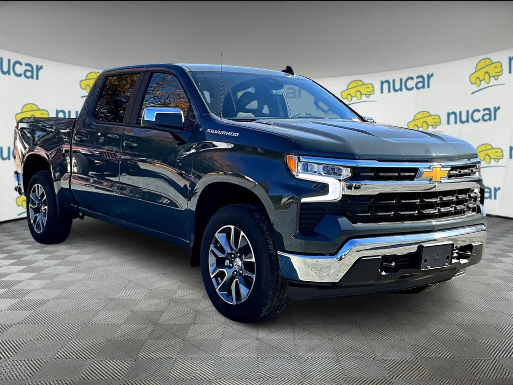 2026 Chevrolet Silverado 1500 LT Crew Cab 4WD