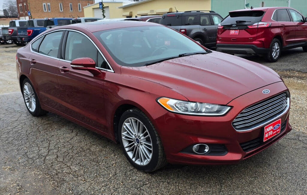 2014 Ford Fusion SE