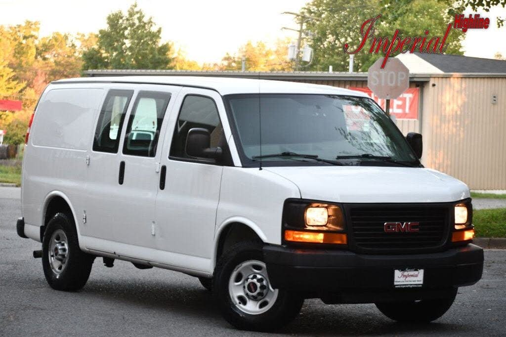 2016 GMC Savana Cargo 2500 RWD