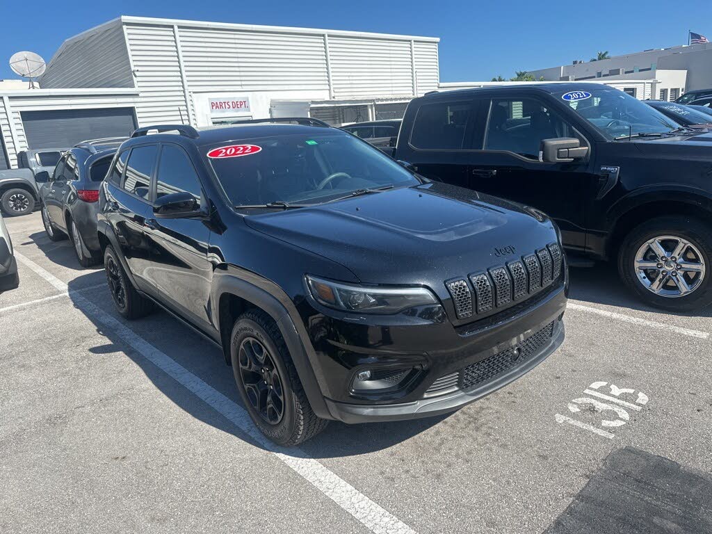 2022 Jeep Cherokee X 4WD