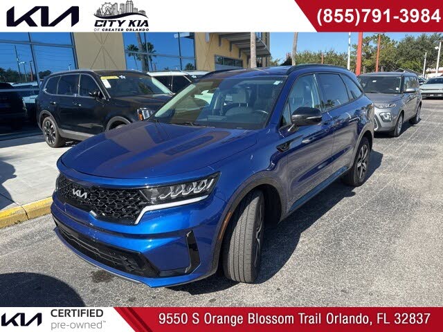 2022 Kia Sorento S FWD