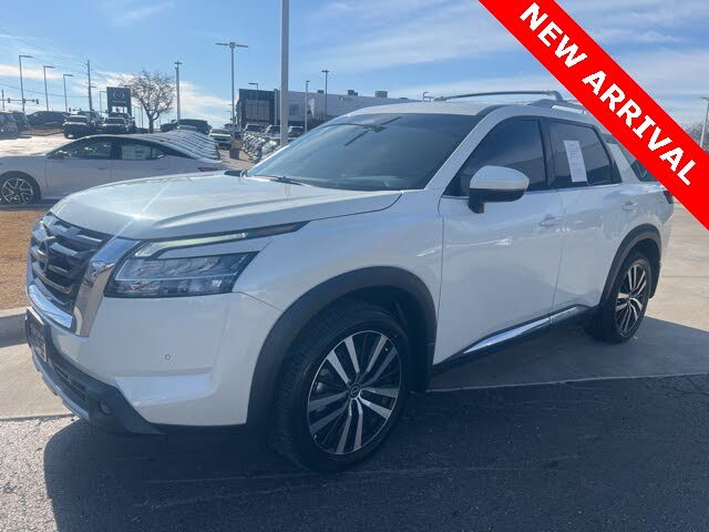 2024 Nissan Pathfinder Platinum 4WD