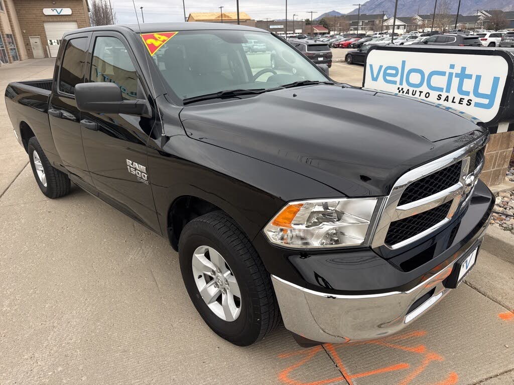 2024 RAM 1500 Classic SLT Quad Cab 4WD