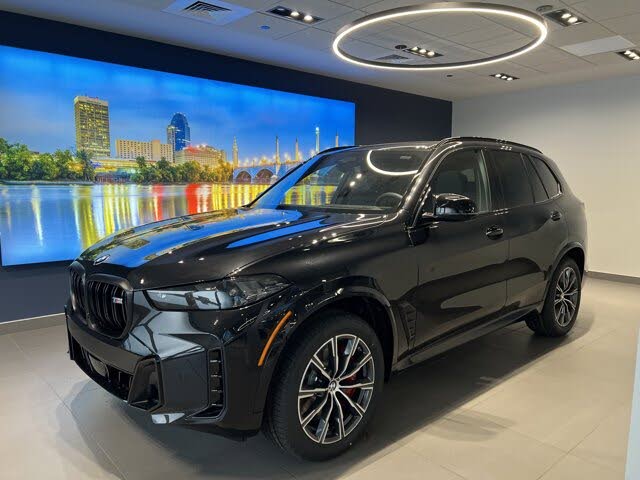 2026 BMW X5 M60i xDrive