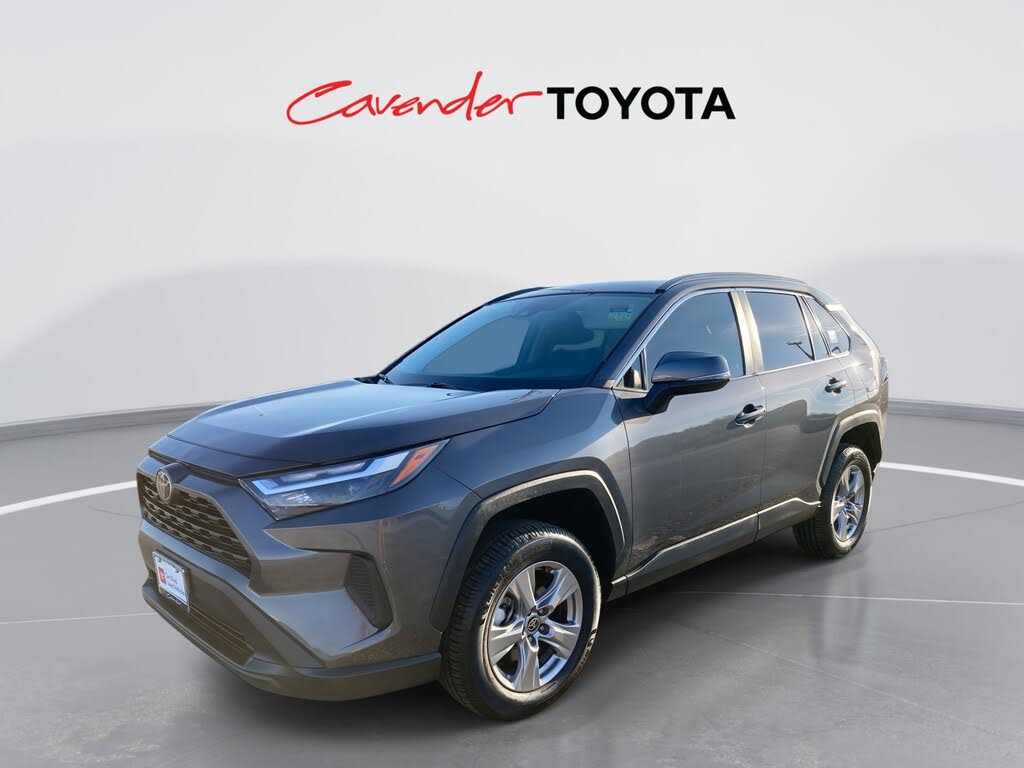 2022 Toyota RAV4 XLE FWD