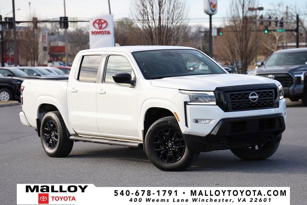 2023 Nissan Frontier SV Crew Cab 4WD