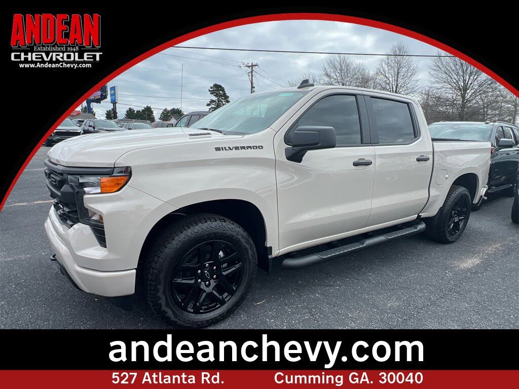 2026 Chevrolet Silverado 1500 Custom Crew Cab RWD