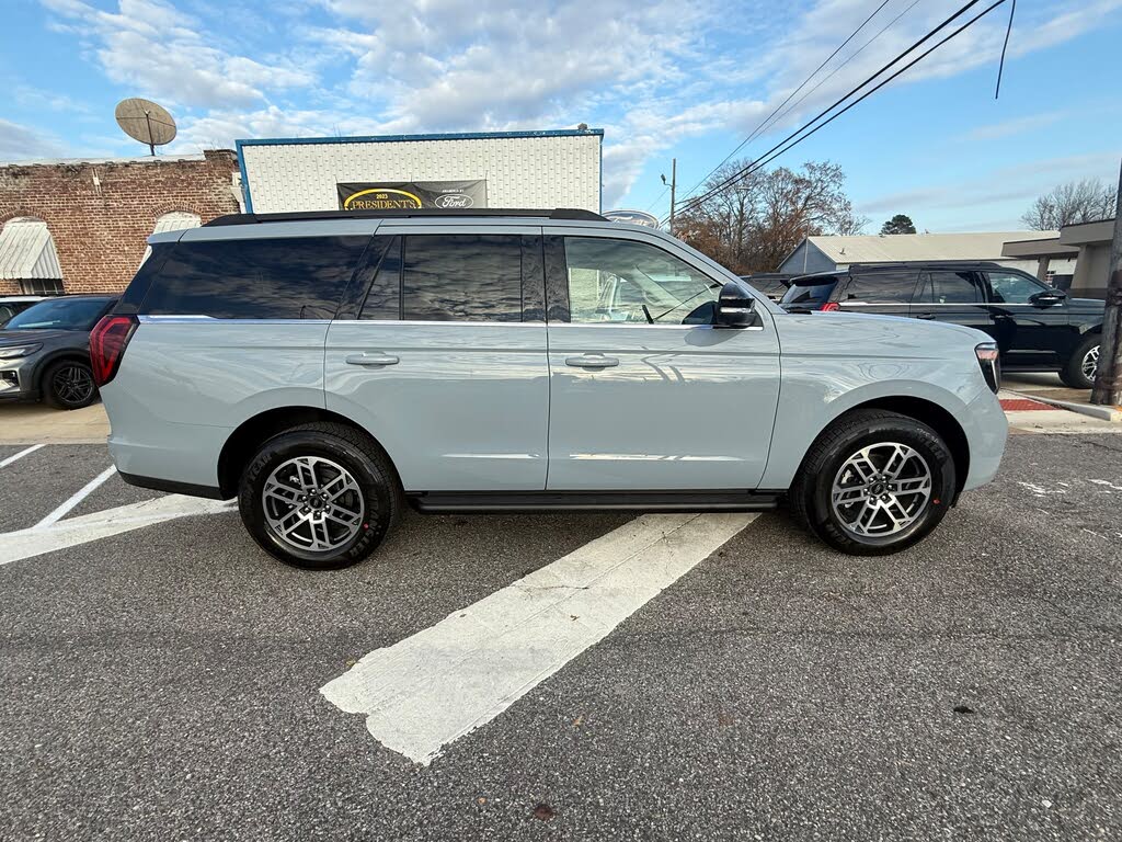 2026 Ford Expedition Active RWD