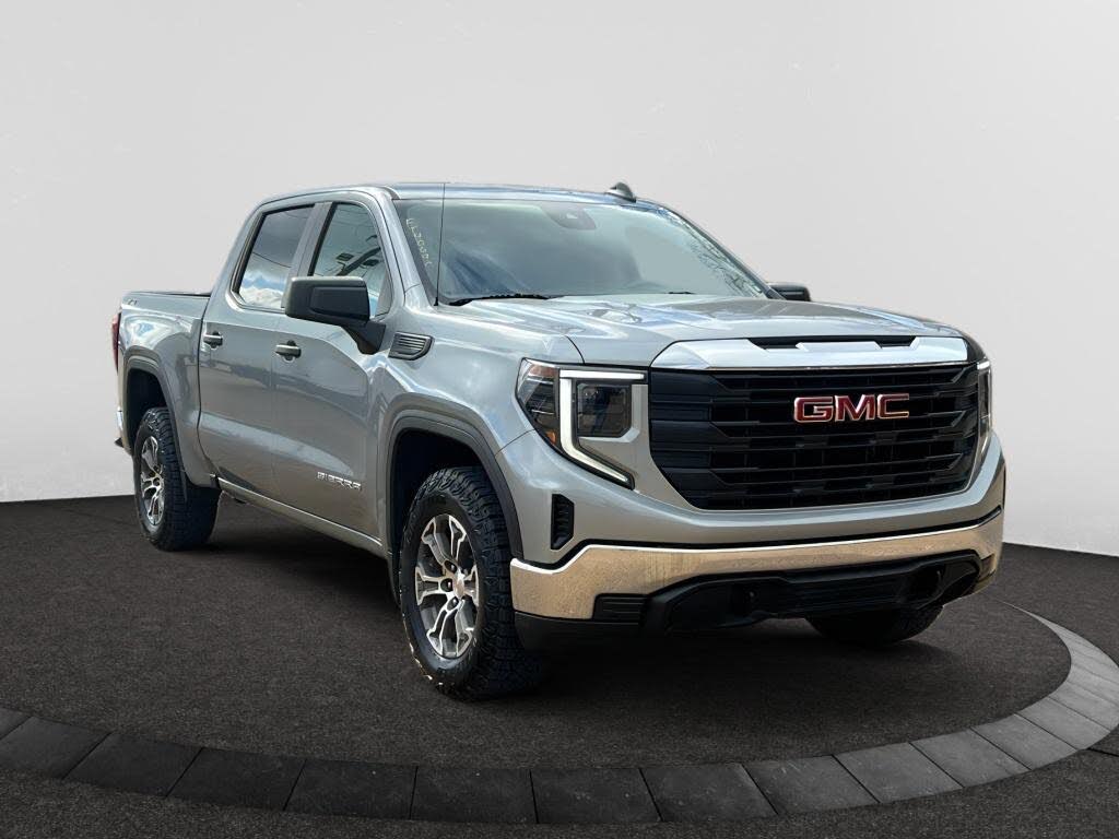 2024 GMC Sierra 1500 Pro Crew Cab 4WD