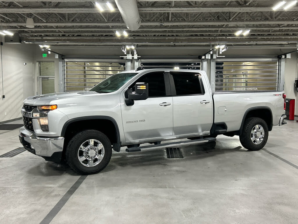 2022 Chevrolet Silverado 2500HD LT Crew Cab 4WD