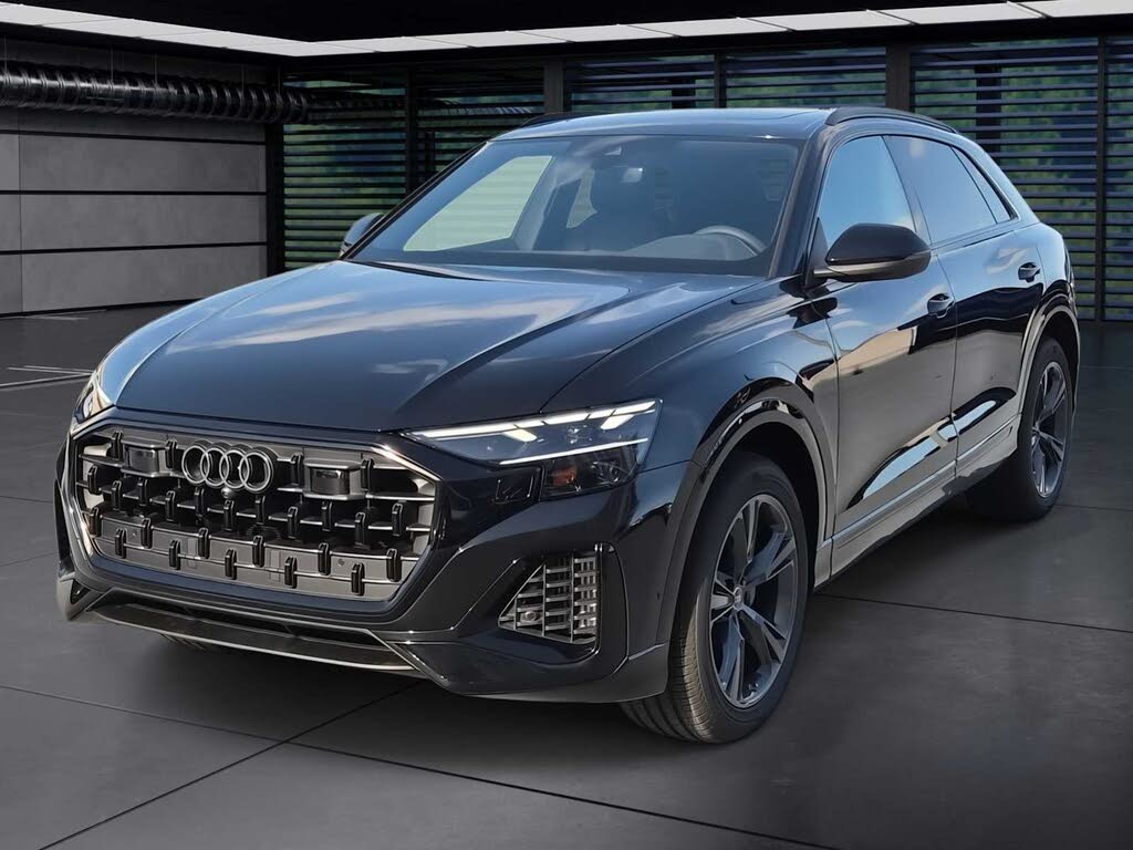 2026 Audi Q8 quattro Premium 55 TFSI