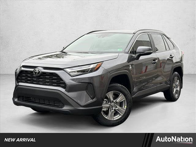2025 Toyota RAV4 XLE AWD