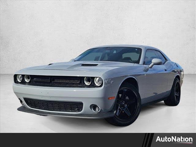 2021 Dodge Challenger SXT RWD