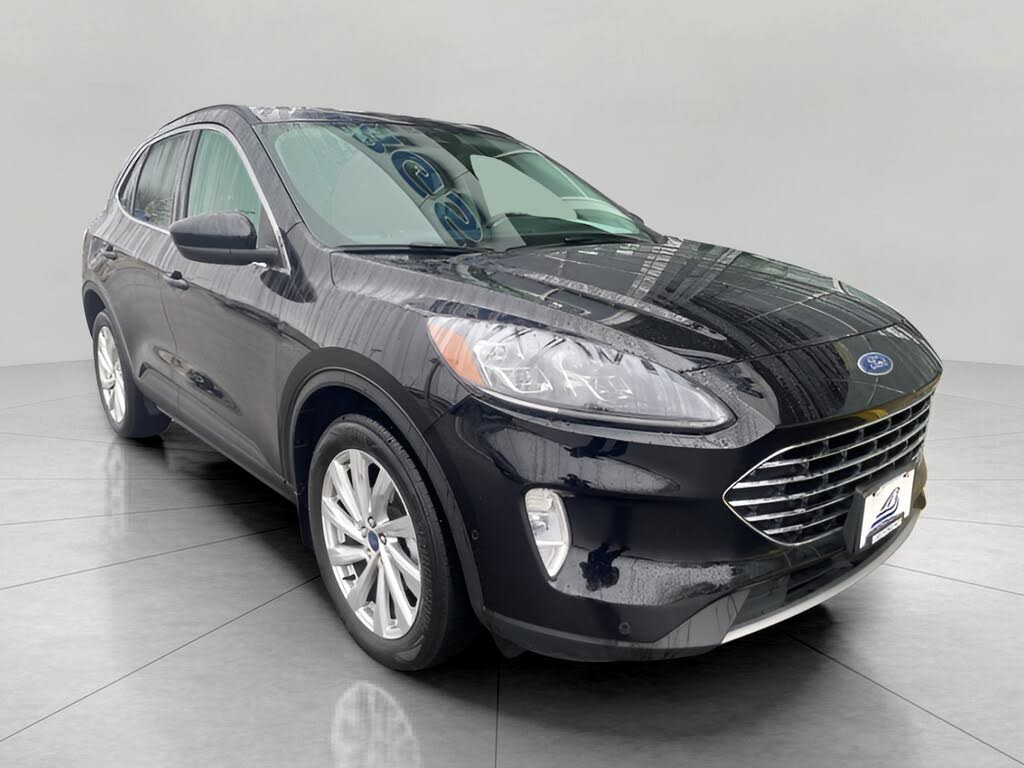 2022 Ford Escape Titanium AWD