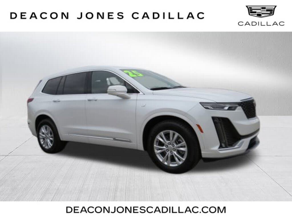 2025 Cadillac XT6 Luxury FWD