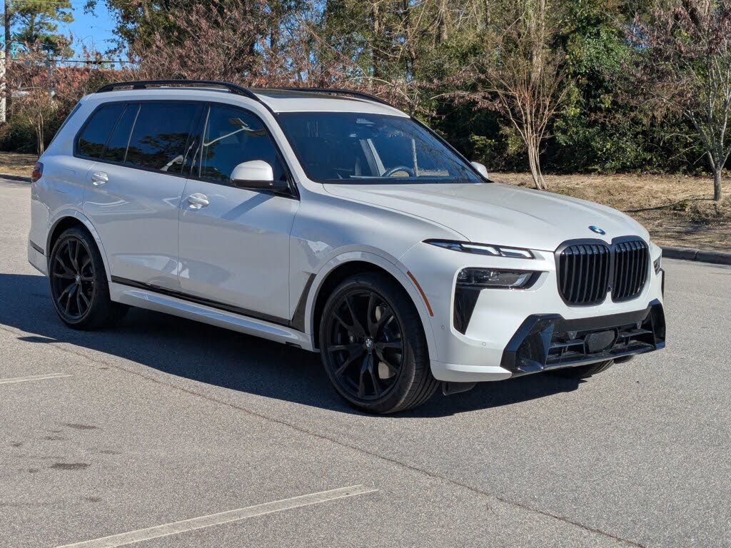 2025 BMW X7 xDrive40i AWD