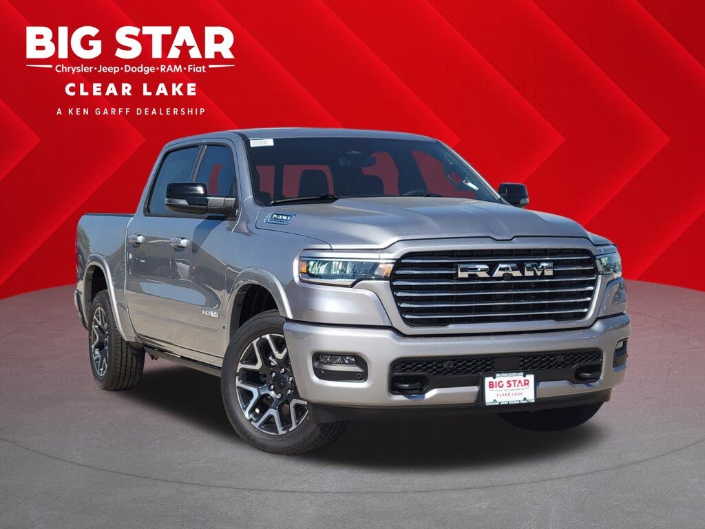 2026 RAM 1500 Laramie Crew Cab 4WD