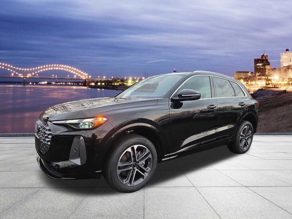 2025 Audi Q5 quattro Premium 40 TFSI