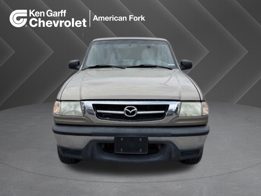 2004 Mazda B-Series B3000 SE Cab Plus 4 RWD