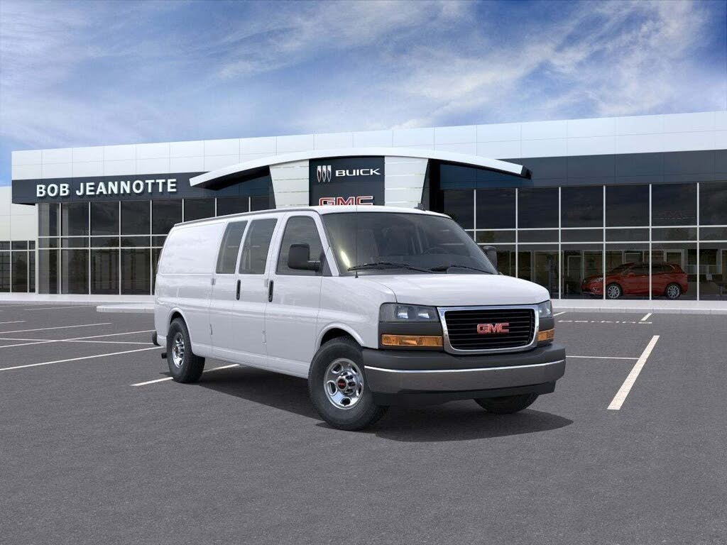 2025 GMC Savana Cargo 2500 RWD