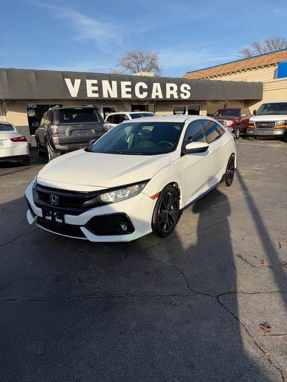 2018 Honda Civic Hatchback Sport FWD