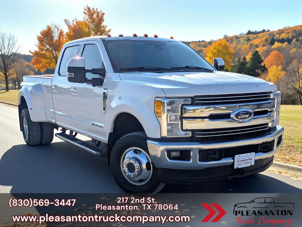 2017 Ford F-350 Super Duty Lariat Crew Cab LB DRW 4WD