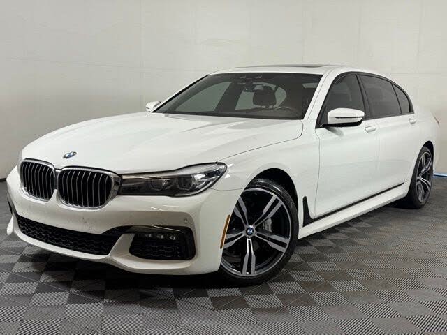 2018 BMW 7 Series 740i RWD