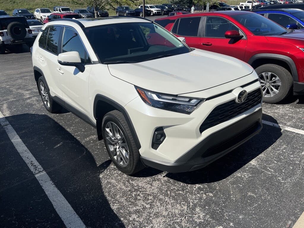 2022 Toyota RAV4 XLE Premium AWD