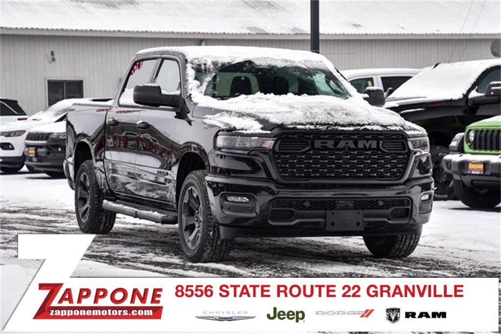 2026 RAM 1500 Express Crew Cab 4WD