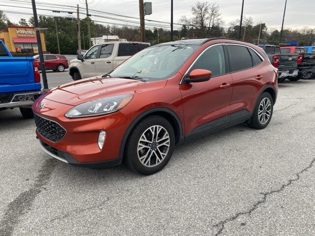 2020 Ford Escape SEL FWD