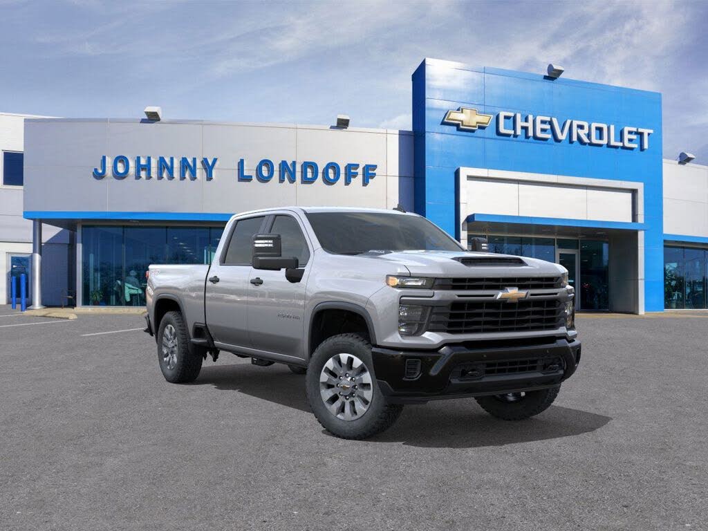 2026 Chevrolet Silverado 2500HD Custom Crew Cab 4WD