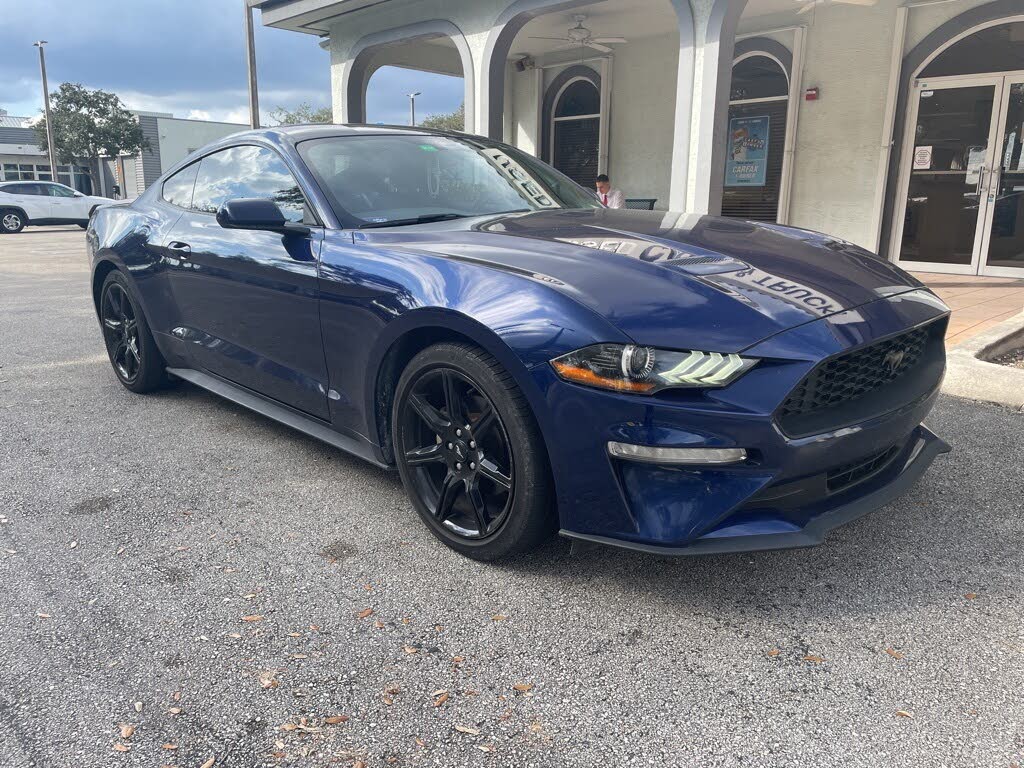 2020 Ford Mustang EcoBoost Coupe RWD